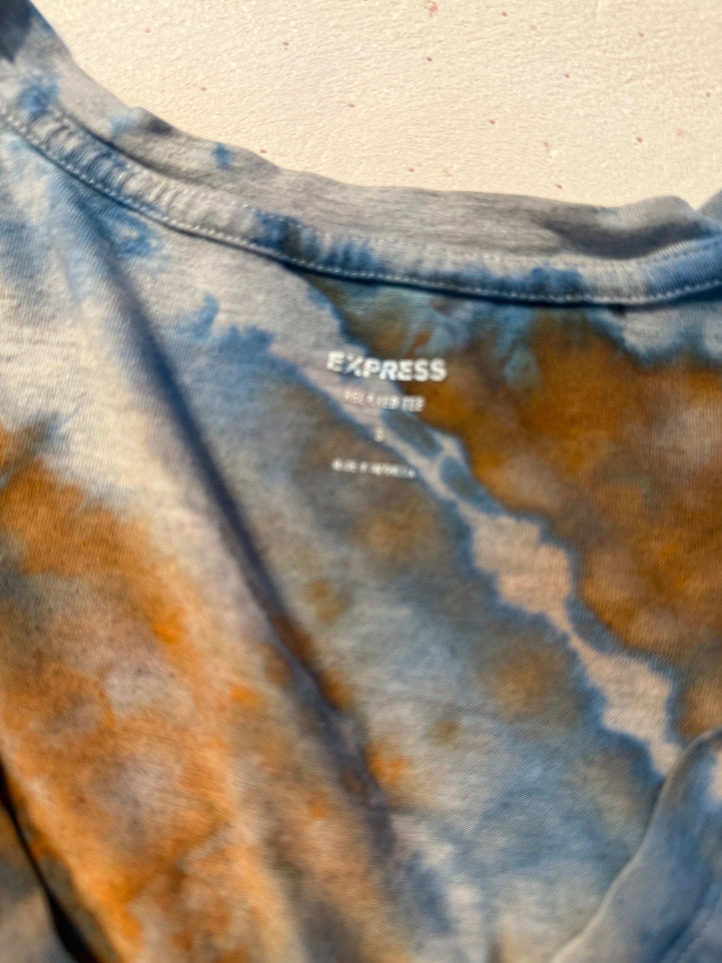Hand dyed cosmic Ripple tee- blue gray