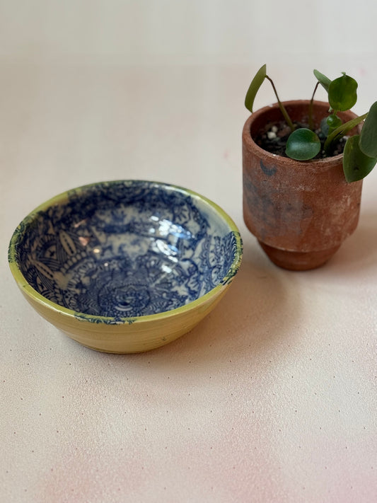 Ceramic cereal bowl